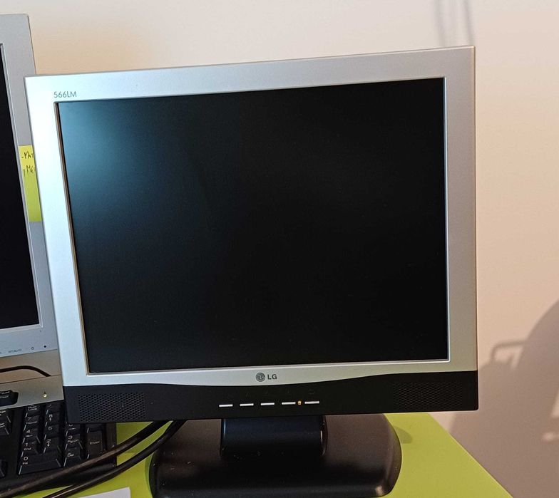 LG Monitor 566LM (15 Inches)64286118966273120