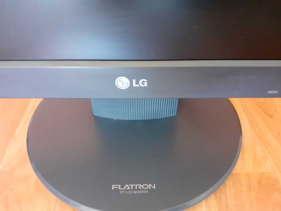 Monitor LG Flatron64584493532163122