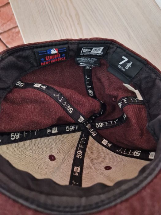 Bordowa czapka New Era 7 3/8 obwód 58.7cm