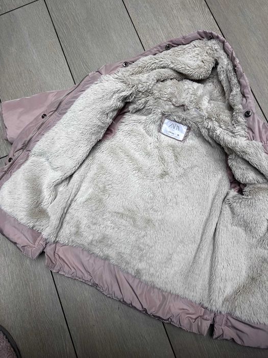 зимова куртка ZARA