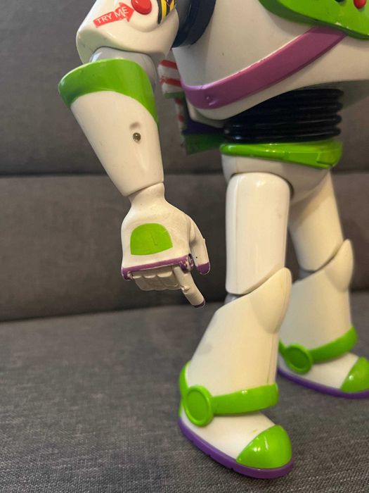 Интерактивная игрушка Disney Pixar Базз Лайтер История игрушек