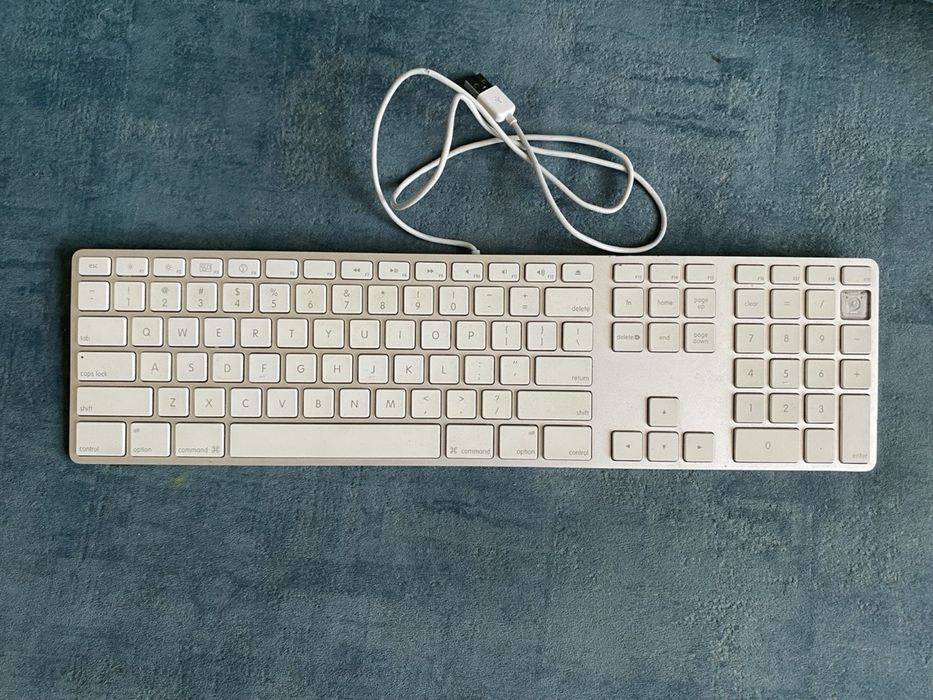 Apple Keyboard A1243・HACOAキーボードスタンド apple keyboard a1243 - Купити електроніку - Ціни на OLX.ua