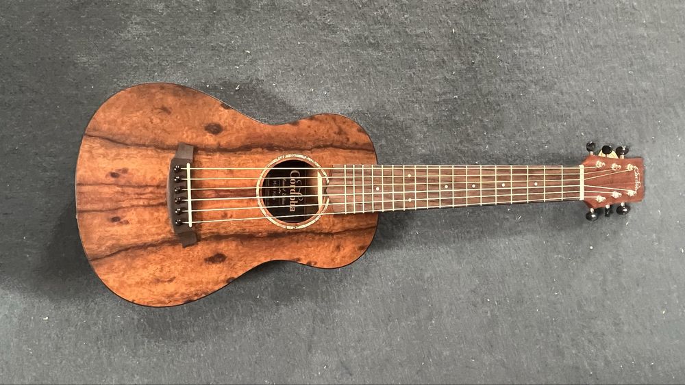 Cordoba mini Koa edição limitada