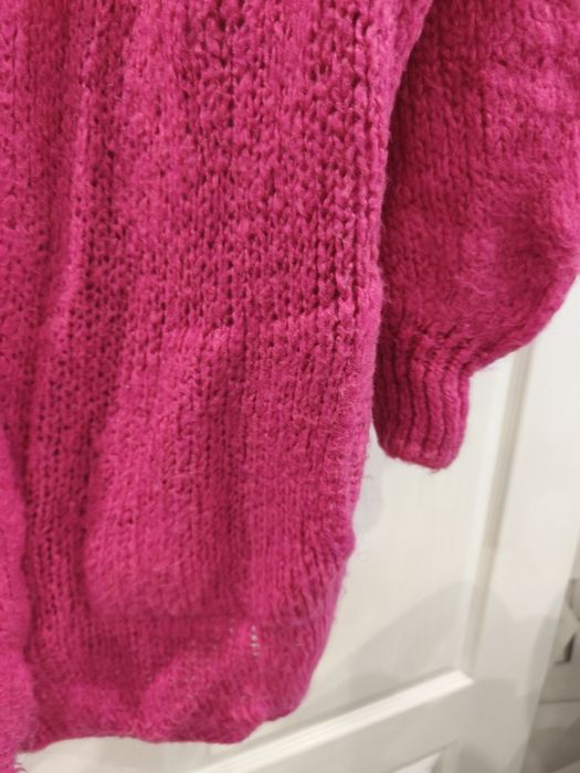 Sweter długi różowy
