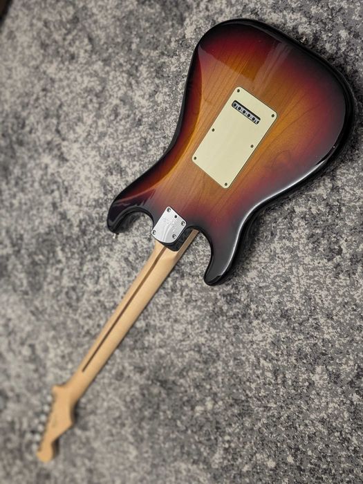 Fender American Deluxe Stratocaster + Апгрейды (Made in USA)