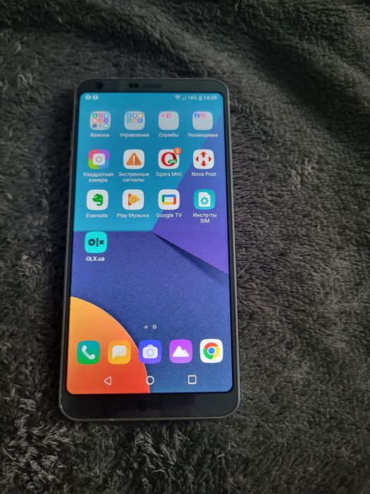 Продам телефон LG G6 4/32