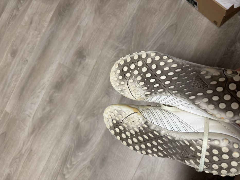 Футбольні сороконіжки 35,5 розмір