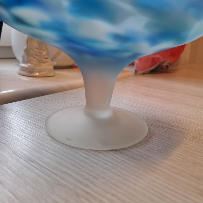 Śliczna szklana patera Pukeberg.