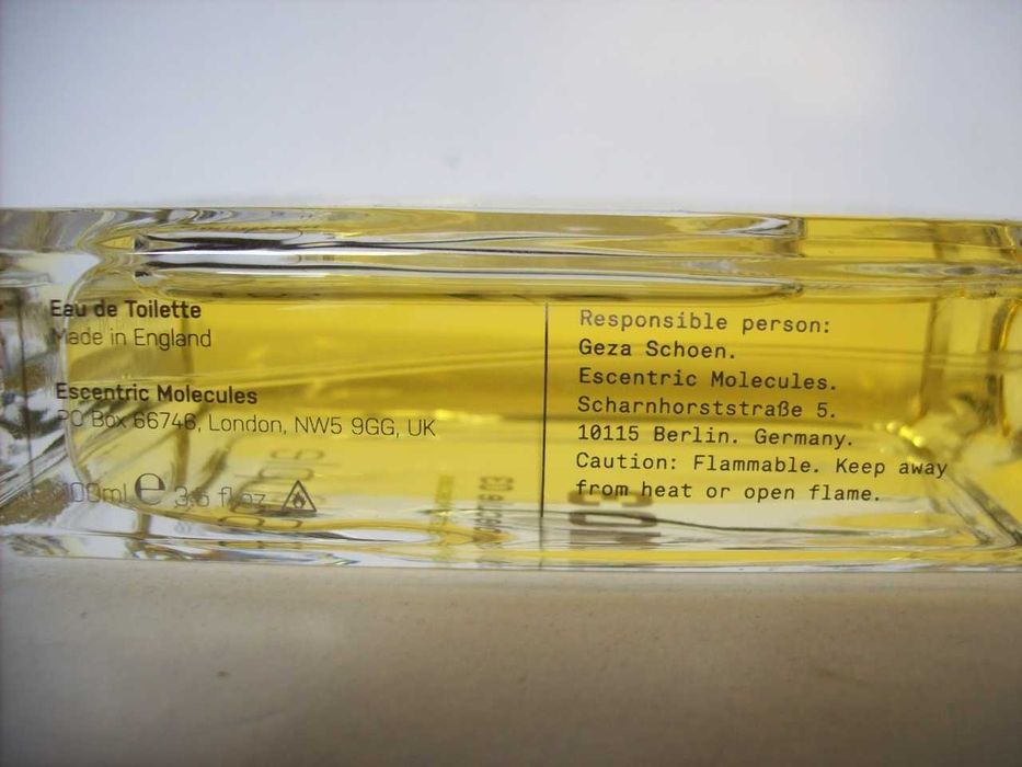 Escentric Molecules - Molecule 03 - 100ml [Made in England] c