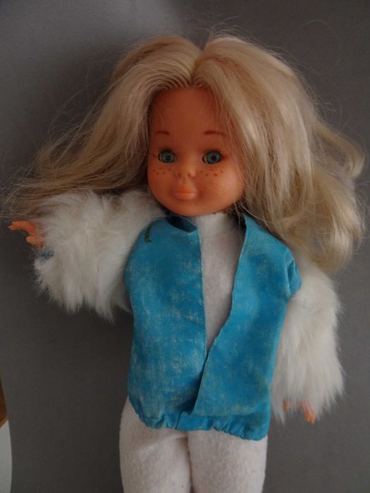 Antiga boneca Famosa Nancy Boutique anos 80
