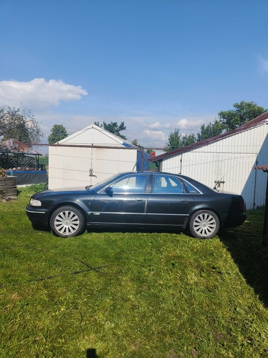 Audi A8 D2 2.8 V6