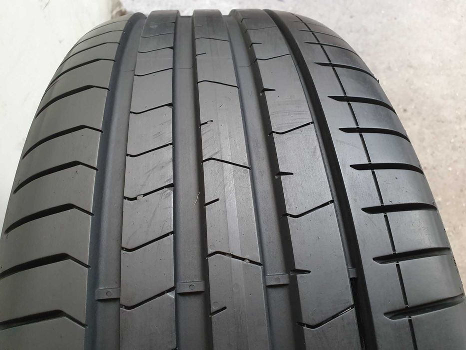4x Pirelli P zero 235/50R19  7,5mm jak nowe  MO