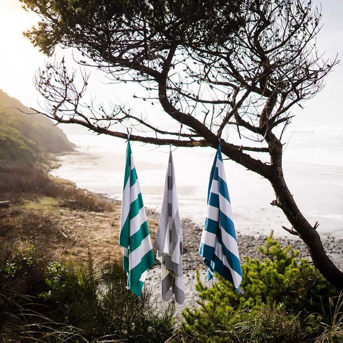 2444 Duży Szybkoschnący Ręcznik Plażowy Do Sauny Mikrofibra 120x200