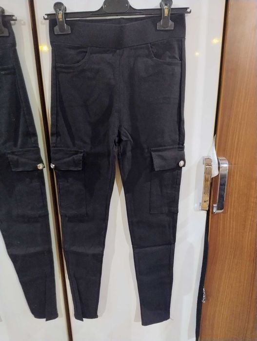 Spodnie czarne rozciągliwe