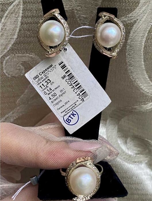 Оригінальні сережки та комплекти з природніми камінцями (колекція)