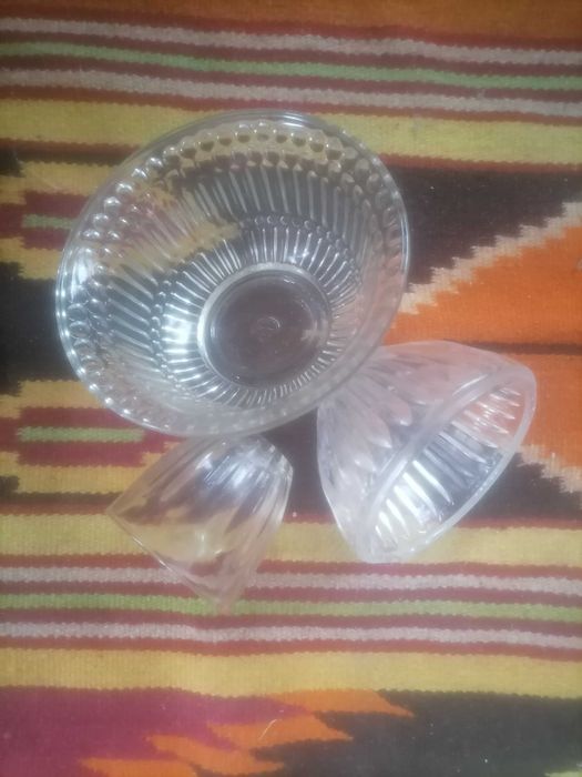 Продам салатницы хрусталь и стекло