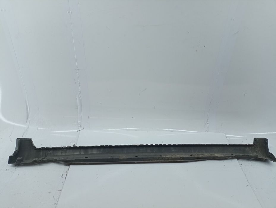 Embaladeira Plástica Esquerdo - AUDI A4 Avant (8E5, B6) | 00 - 05