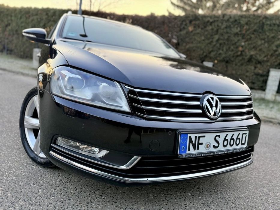 Volkswagen Passat VOLKSWAGEN PASSAT 2.0TDI 170PS Xenon Navi Panorama 2xPDC Webasto Serwi