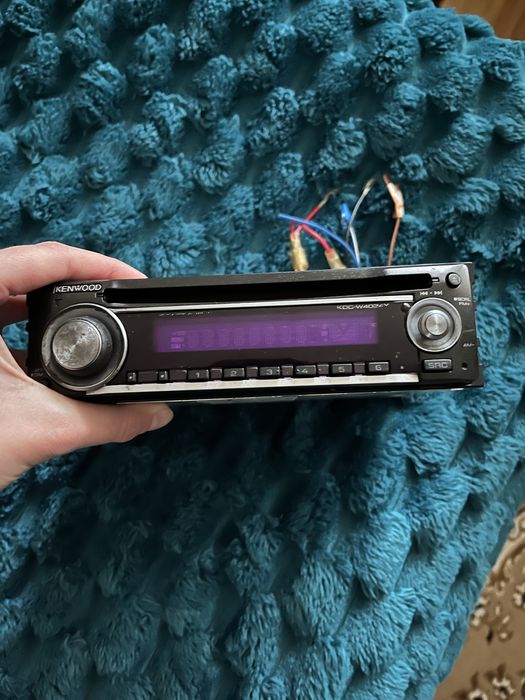 Магнітола Kenwood kdc-w4034y в автомобіль