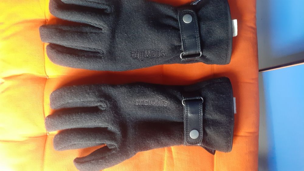 Перчатки мужские зимние Snowlife(Швейцария),с кожаными вставками.L.