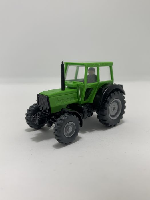 Tractor Deutz da Wiking escala H0 1/87