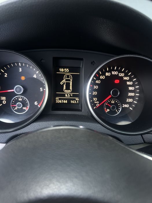 VW Golf 6- 2.0 TDI 110 cv Nacional