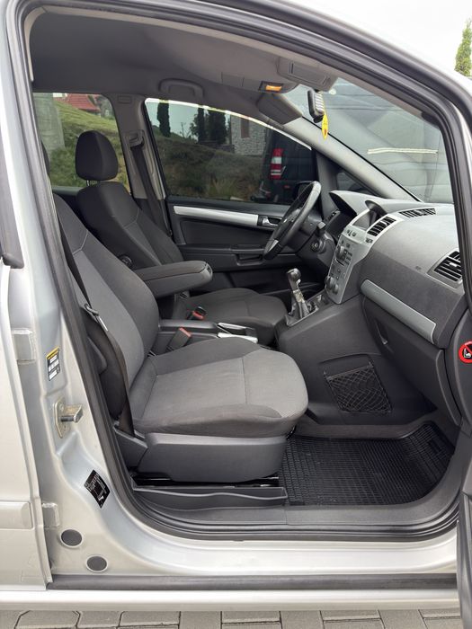 Opel Zafira 2010