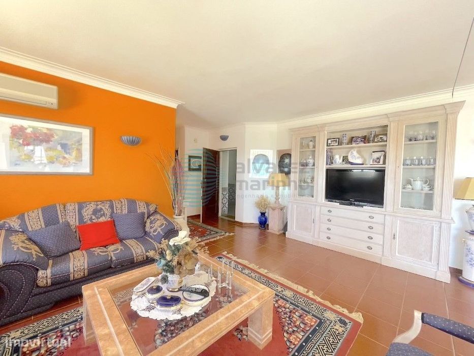Penthouse 4 assoalhadas com uma área de 232m2, terraço 107m2, Vau, ...