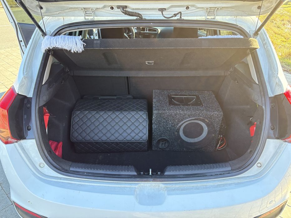 Продам Kia Ceed 2012,1.6 crdi