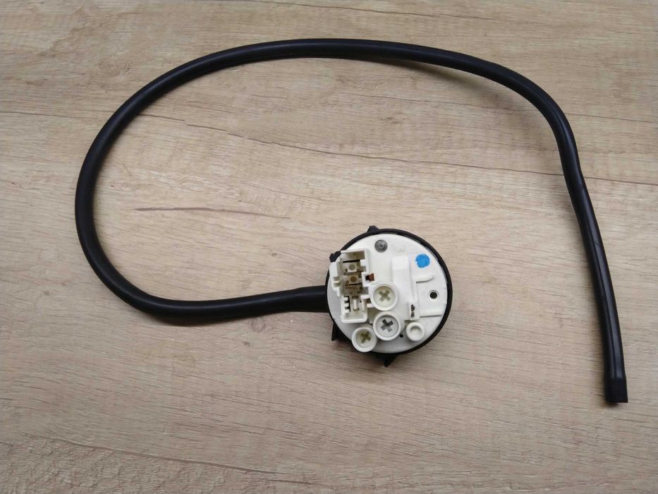 Hydrostat, presostat do pralki (KL6414D838) Whirlpool Polar AWO AWE...