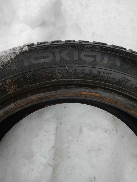 Продам  155/65/14 ЗИМОВІ Nokian/ Відмінний стан. Комплект