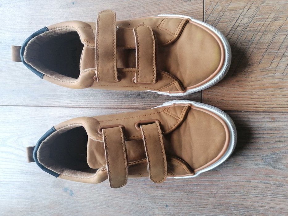 Buty dla chlopca Sinsay 33