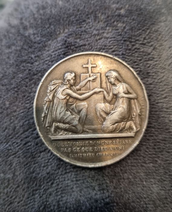 Франція 19 століття Релігійна весільна медаль