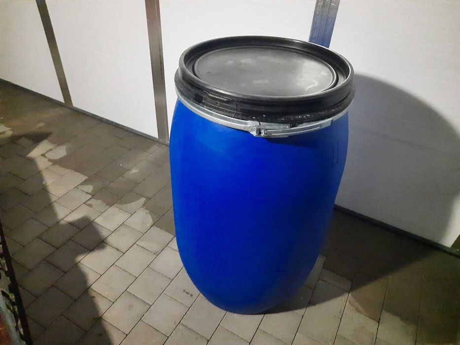 Beczka Plastikowa 220 litrów
