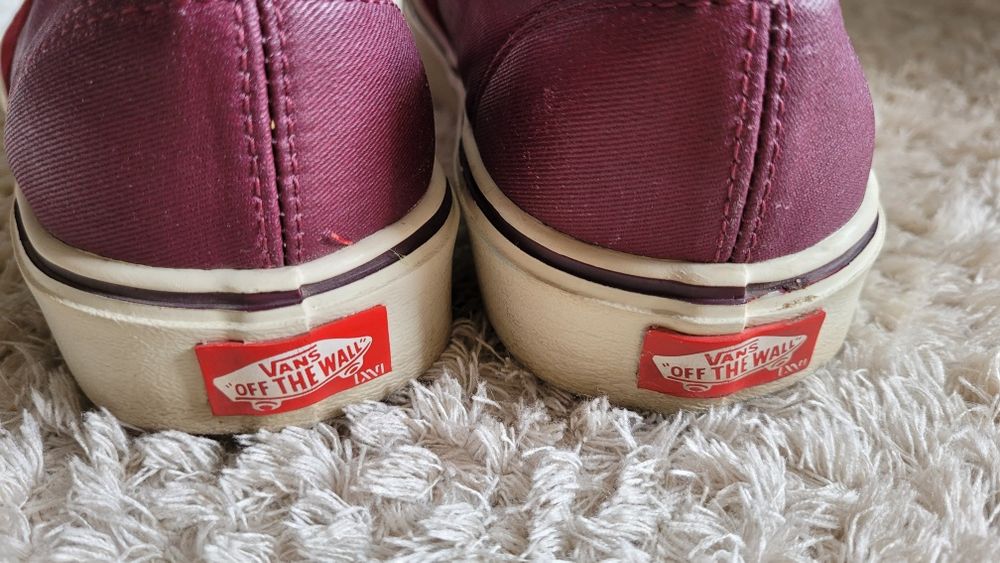 VANS LXVI rozm.44,5 lekkie,  przewiewne LATO