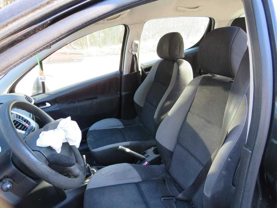 Peugeot 207 1.4HDi de 2007 - Peças Usadas