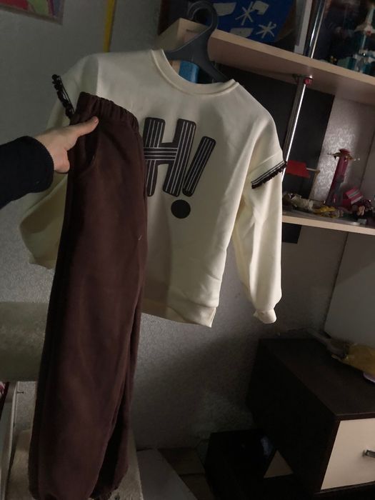 Продам костюм для дівчинки