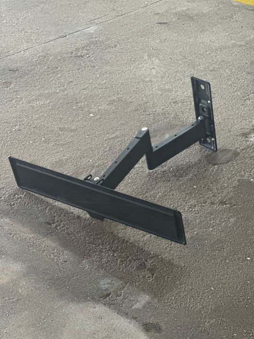 Suporte de TV (Ajustável - 32'' a 65'' - Até 25 kg)