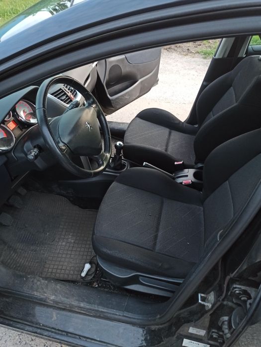 Peugeot 207 1.6  * Klimatyzacja * Dach Panoramiczny *