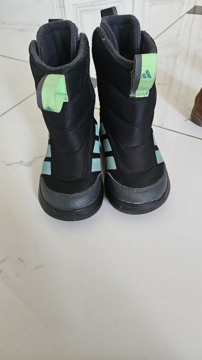 Зимові чоботи adidas дитячі