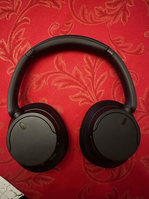 Auscultadores Noise Cancelling Bluetooth Sony WH-CH720NB - Preto