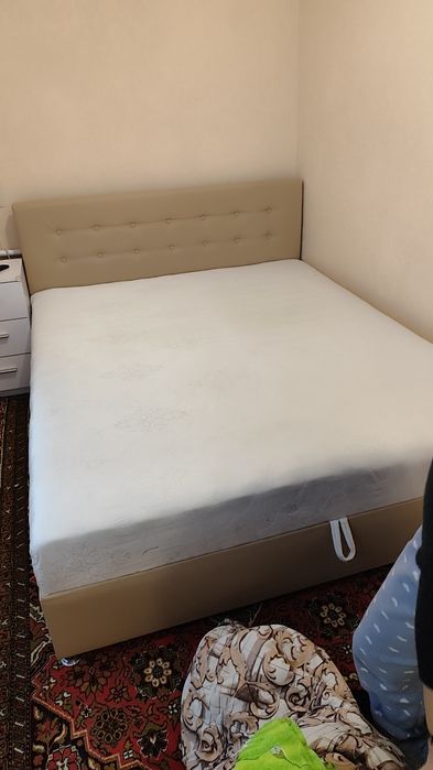 Ліжко двоспальне