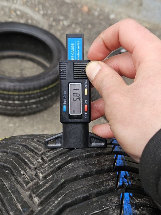 Шины БУ 215 50 R 17 Michelin cross climate 2 комплект всесезон