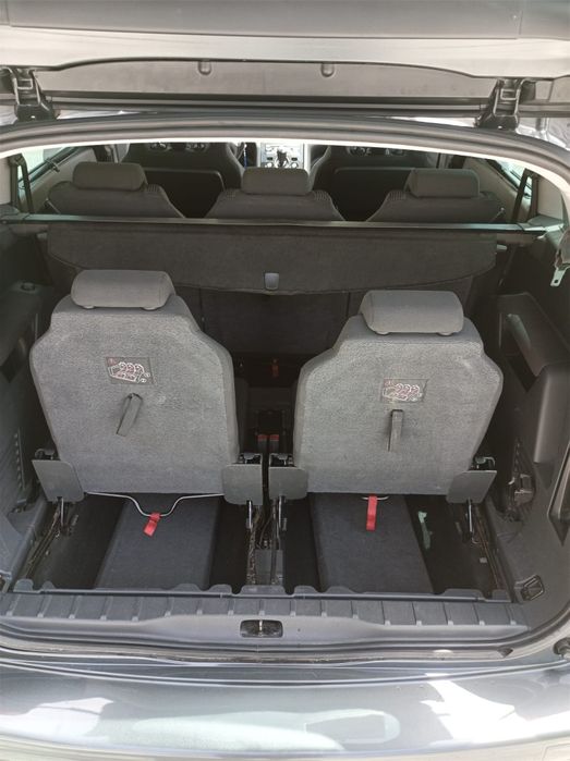 Peugeot 5008 ano 2013