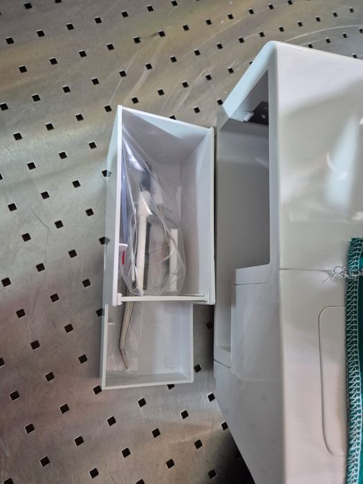 Оверлок Medion MD 19169