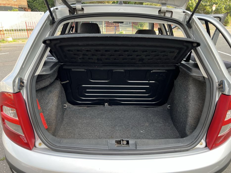 Skoda Fabia 1.4 бензин