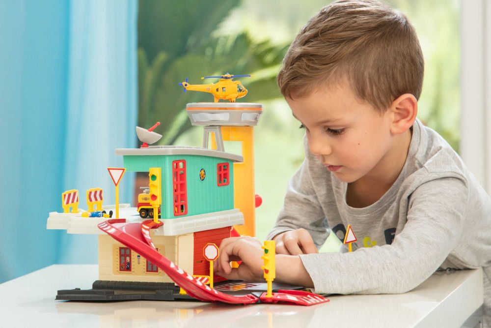 Пожежна станція Пожежний Сем Fireman Sam з треком та транспортом