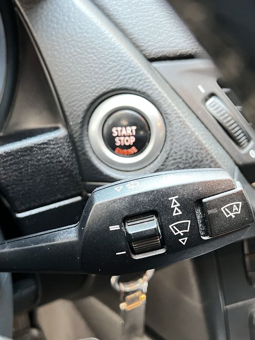 Продам BMW X1  2.0 Dizel