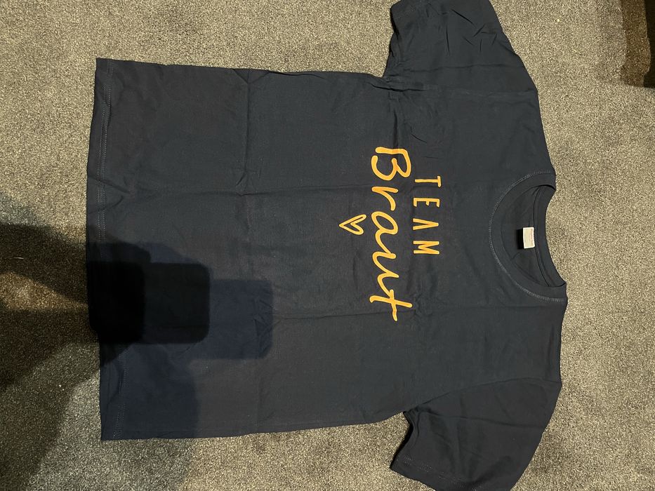 T-shirty damskie idealne na prezent