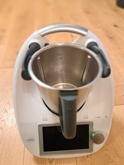 Thermomix 6 wraz z wyposażeniem